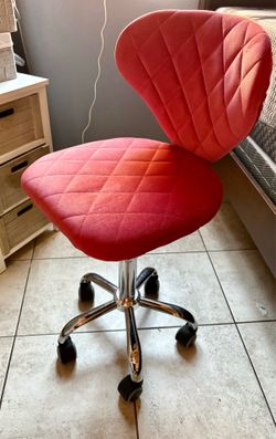 Chair / vanity chair