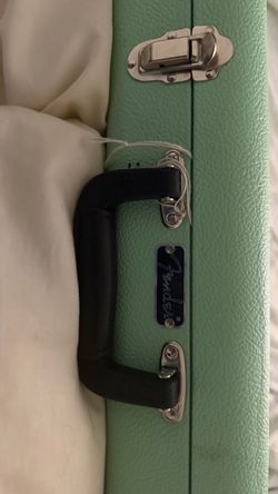 Fender case surf green brand new