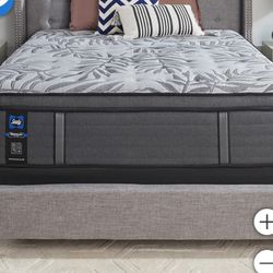 Queen Size Mattress - Pillow Top Mattress