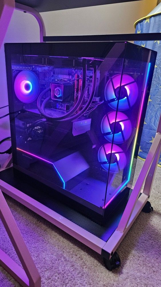 Cyberpower PC & Samsung Monitor