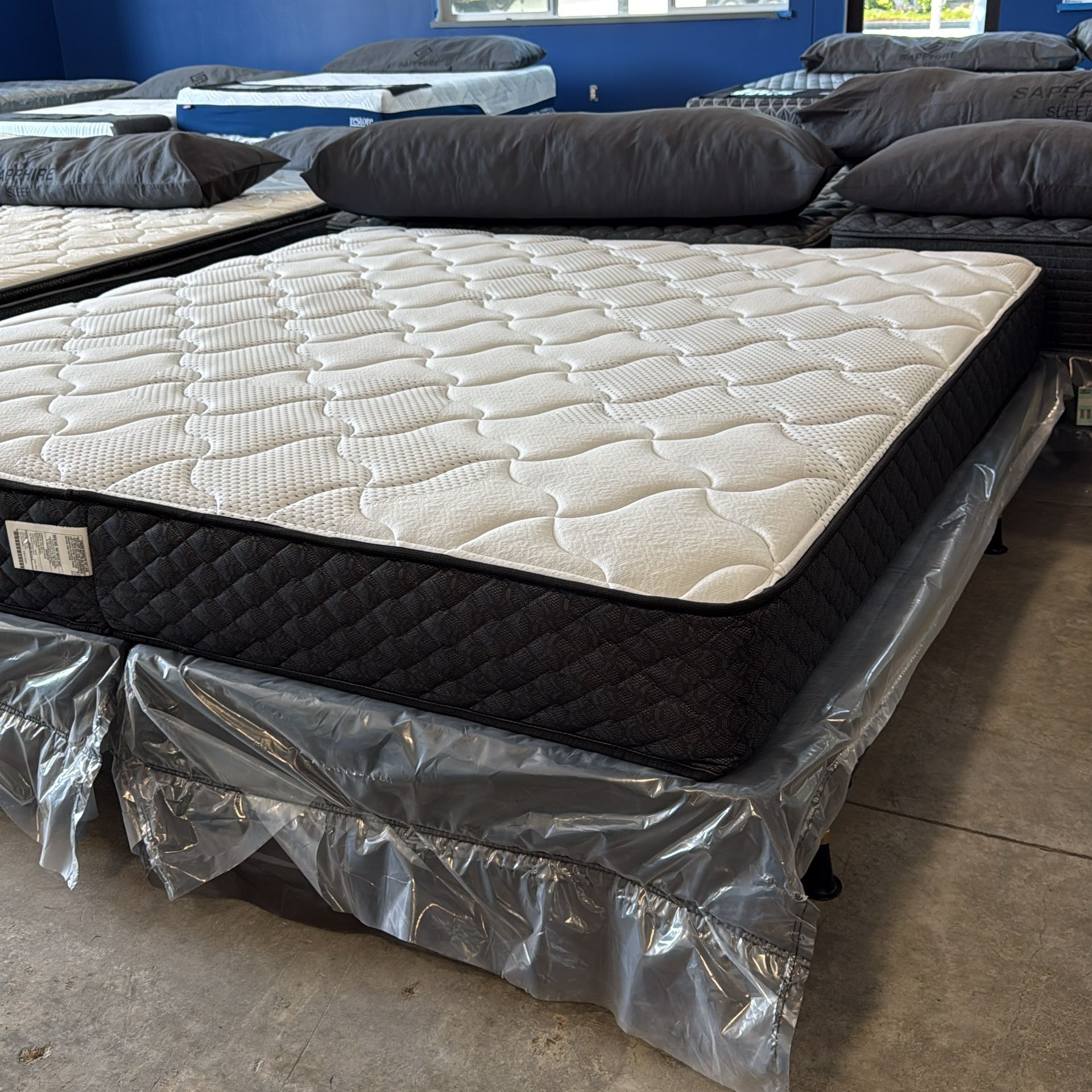 King 10β Mattress With Cooling Top