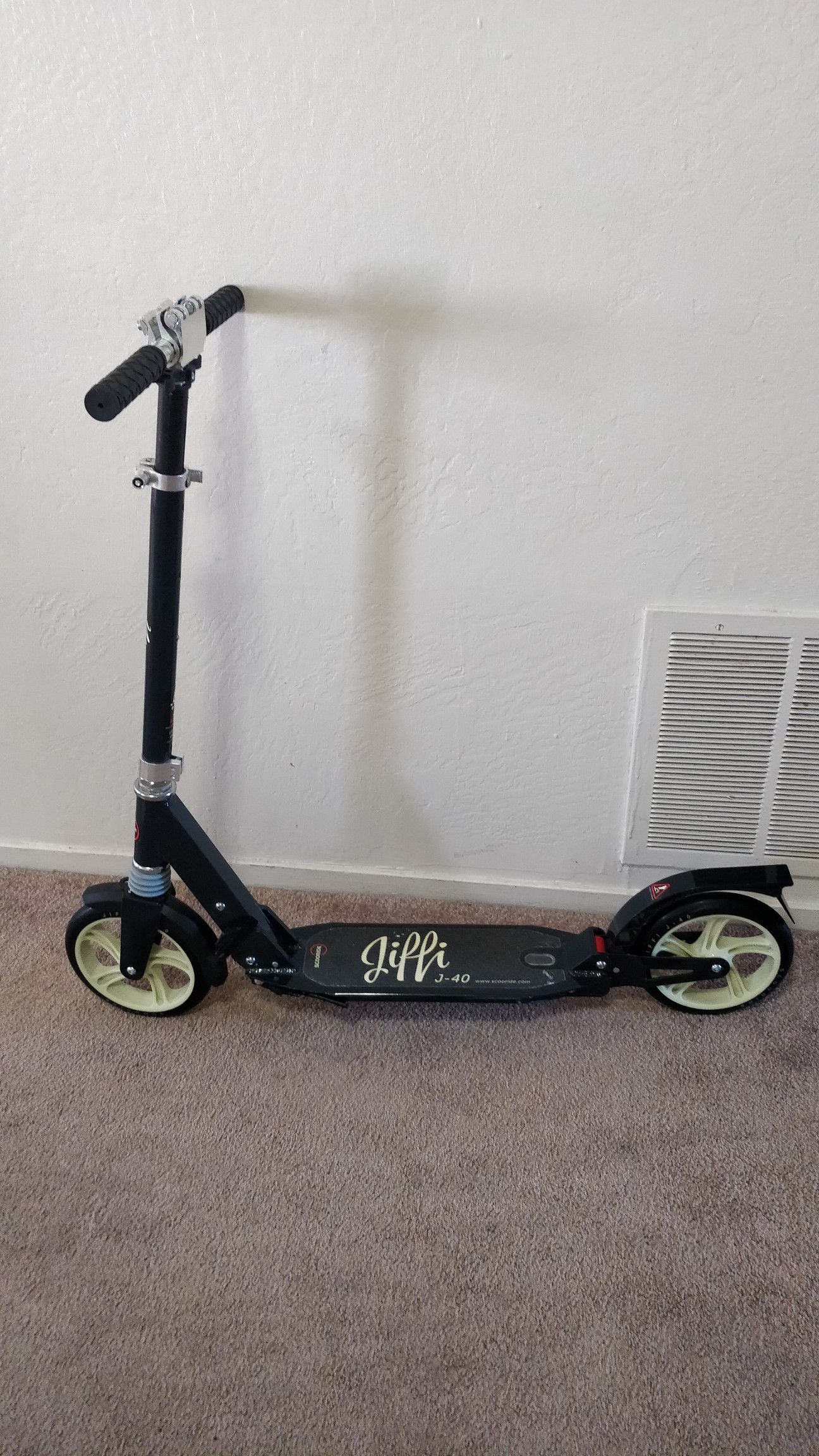 J-40 kick scooter for adults