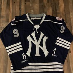 New York Jerseys Sweater Size 2x