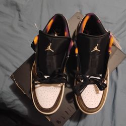 Men's Nike Air Jordan 1 Retro Low SE Black White And Tan