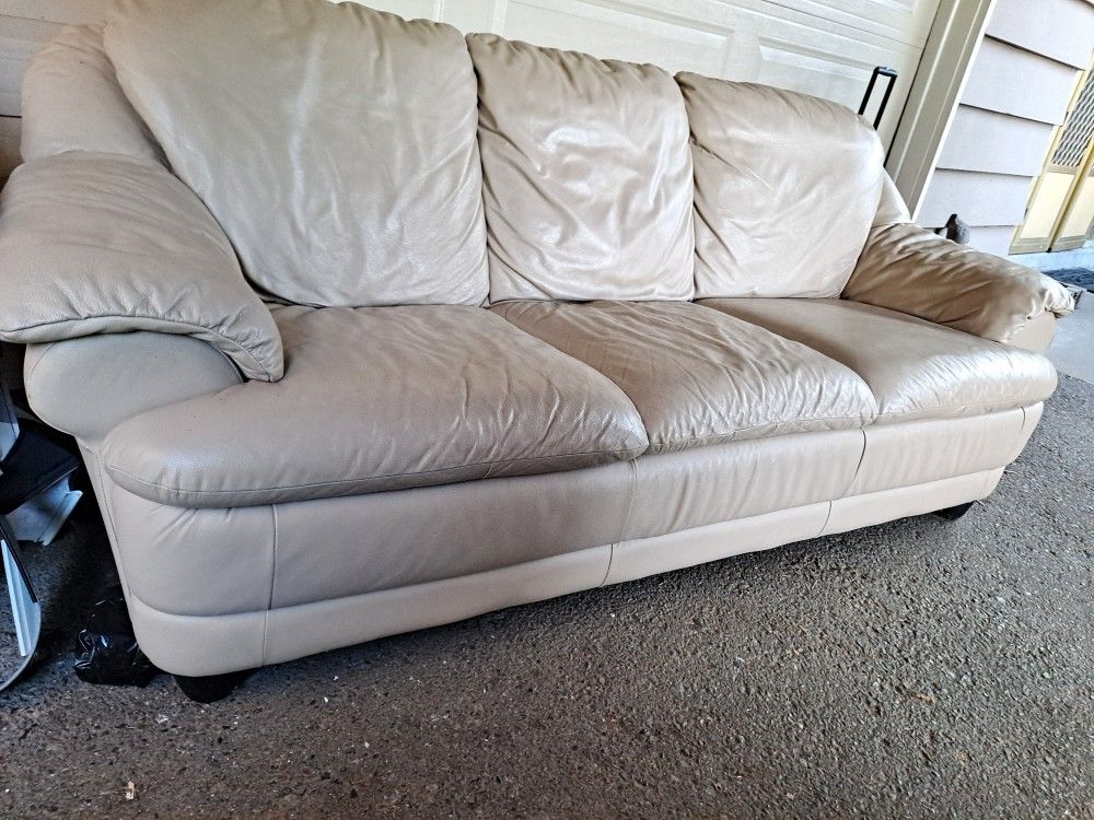 Nice White Leather Couch