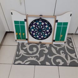 Wall Dart Board
