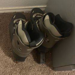 Roller Skates 