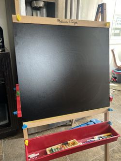 Melissa and Doug Easel