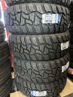✔️🚘285/70/17 vendo set de llantas nuevas celimo mt
