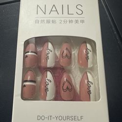 Press On Nail 24 Set