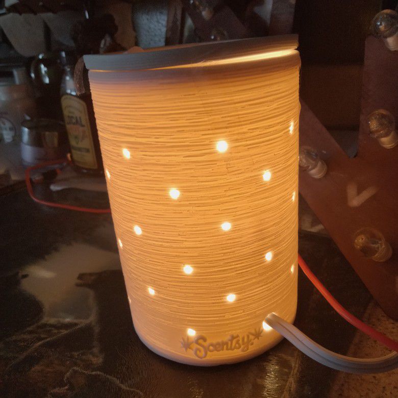 Scentsy Core Warmer And Plug In Warmer