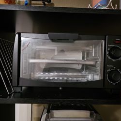 Black Toaster Oven