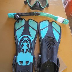 NEW SCUBA DIVING EQUIPMENT