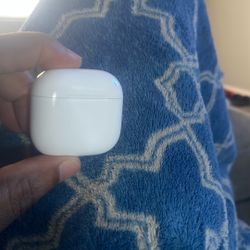 AirPod 4 