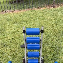 Ab workout machine