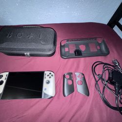 Msi Claw 8 Ai + Handheld Pc