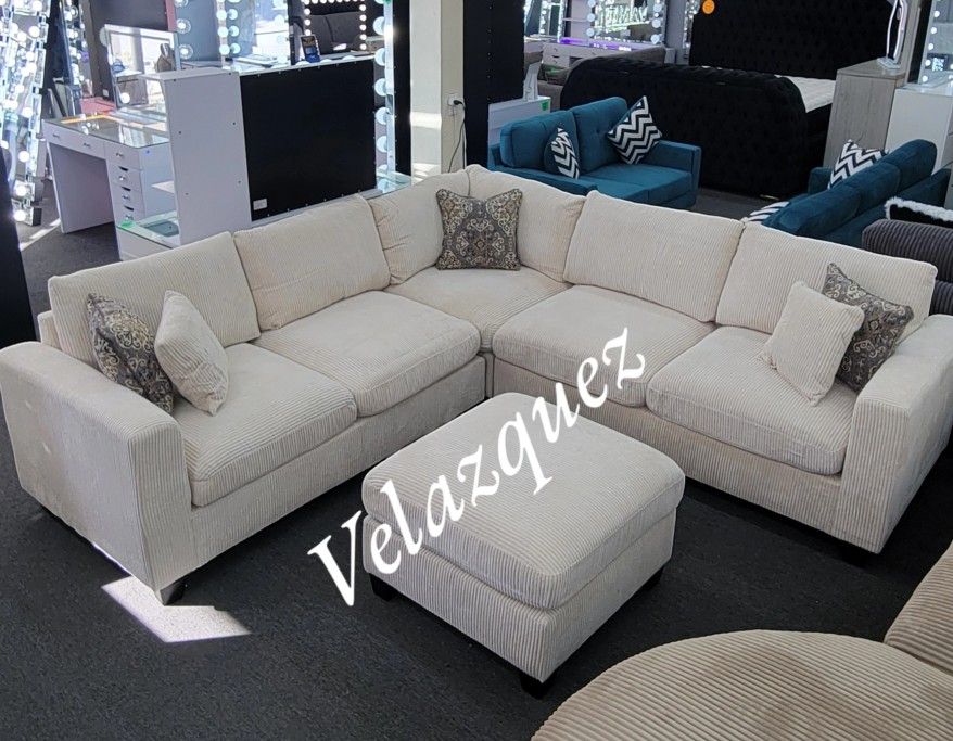 ✅️✅️4 pc ivory cordury fabric upholstered sectional sofa with ottoman.