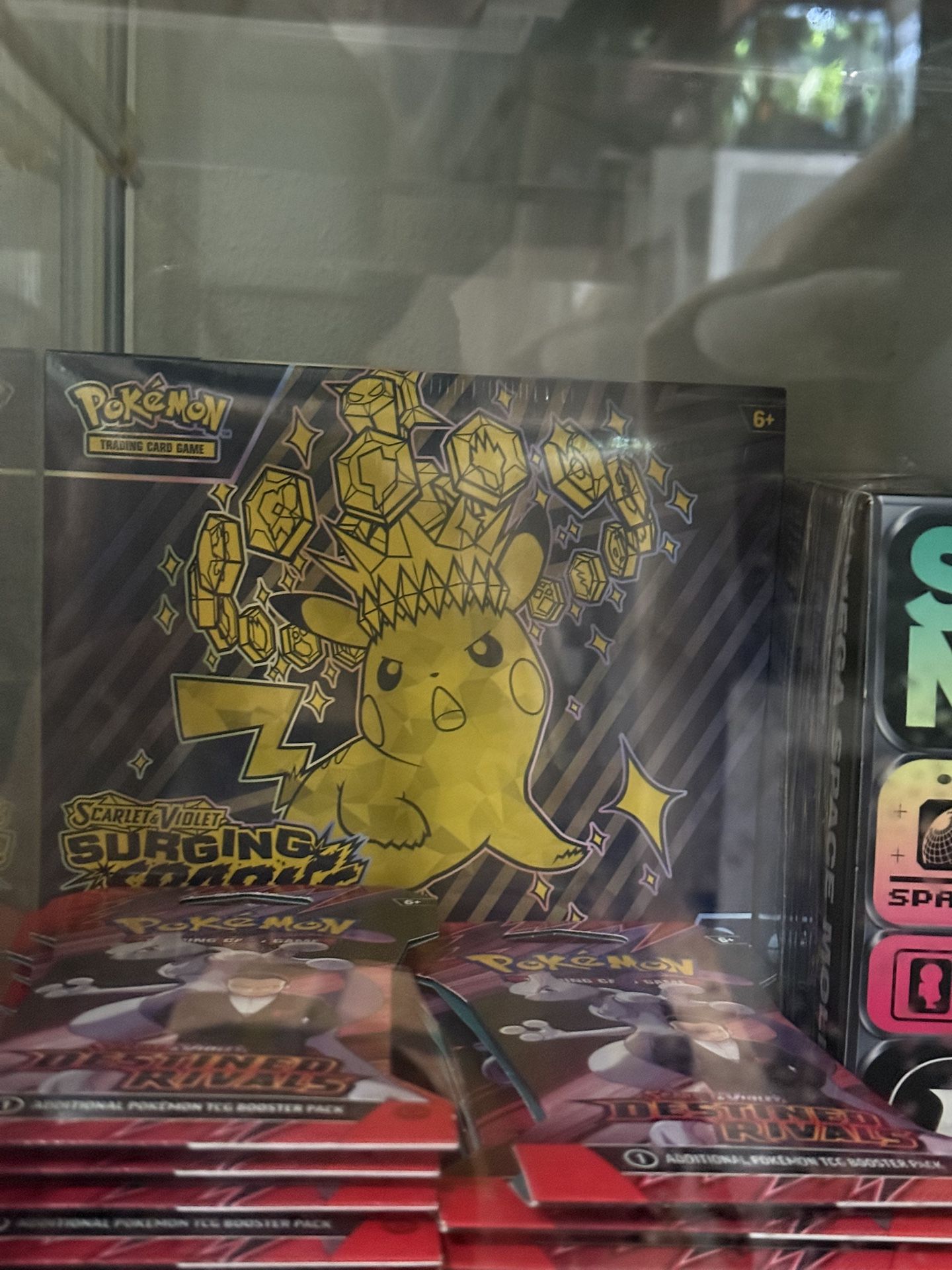 Pokemon Surging Sparks Etb