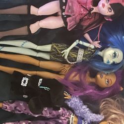 Monster high dolls