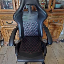 Gaming chair