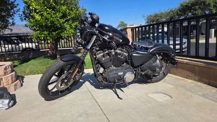 2016 Harley-Davidson Sportster Iron 883
