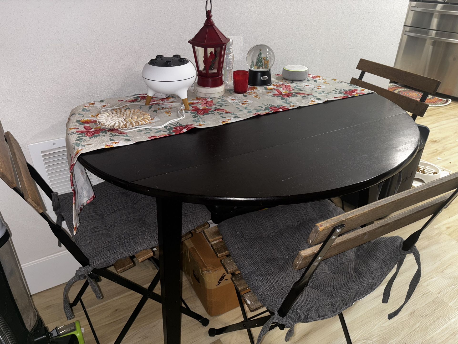 Small Dining Table 