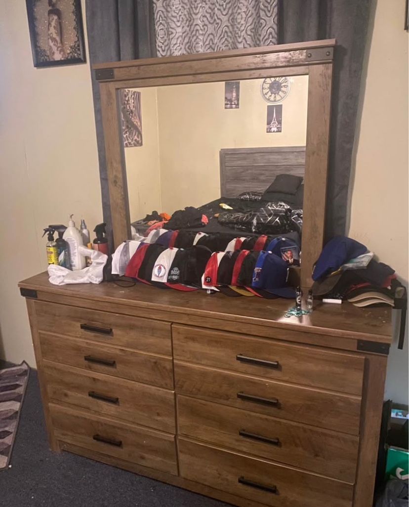 Bedroom Set