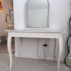 IKEA Hemnes Vanity and Mirror with Lights 