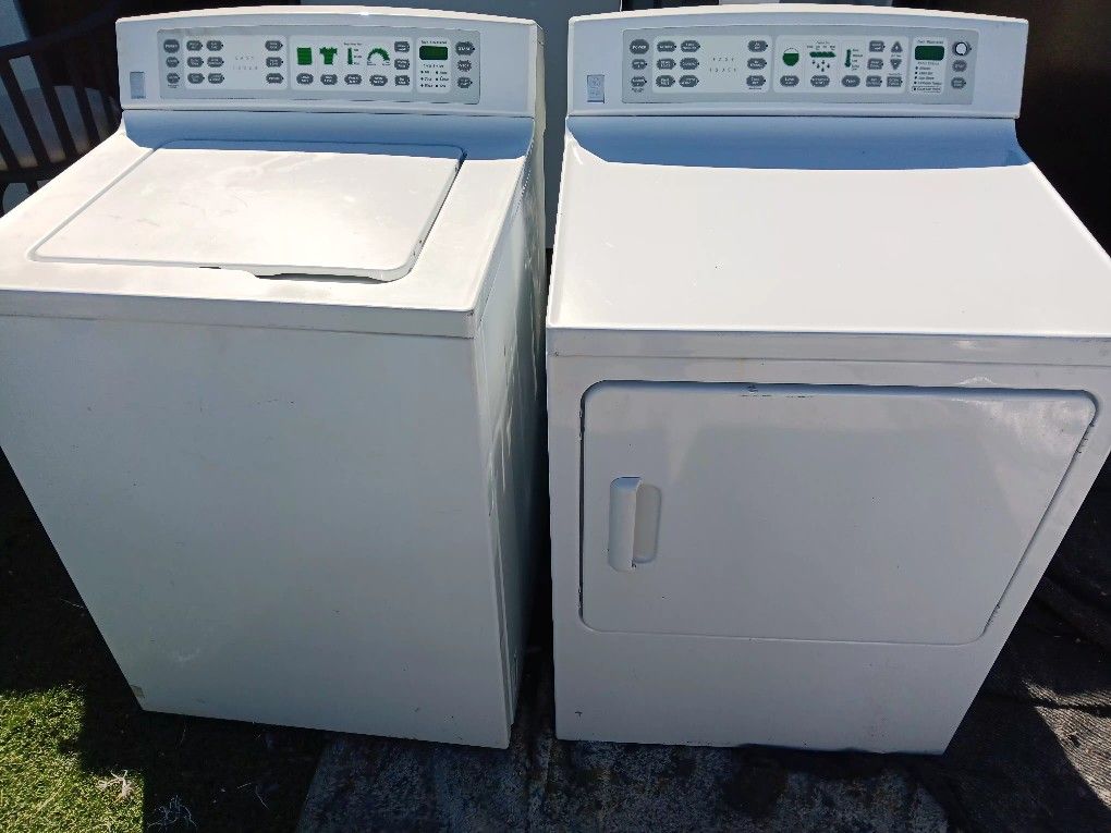 GE Electric Washer And Dryer Set 