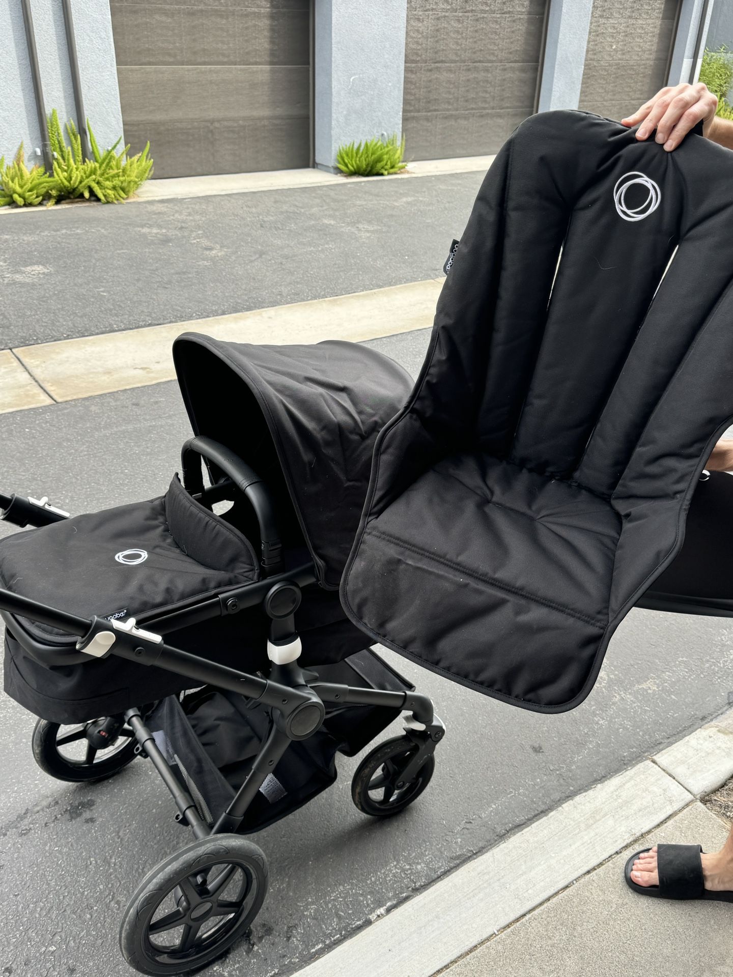 uppababy 2011 stroller Vista V3 Ospray Daylite Plus vs. Color:Escapade Green the reimagined Vista V3 beach transportation