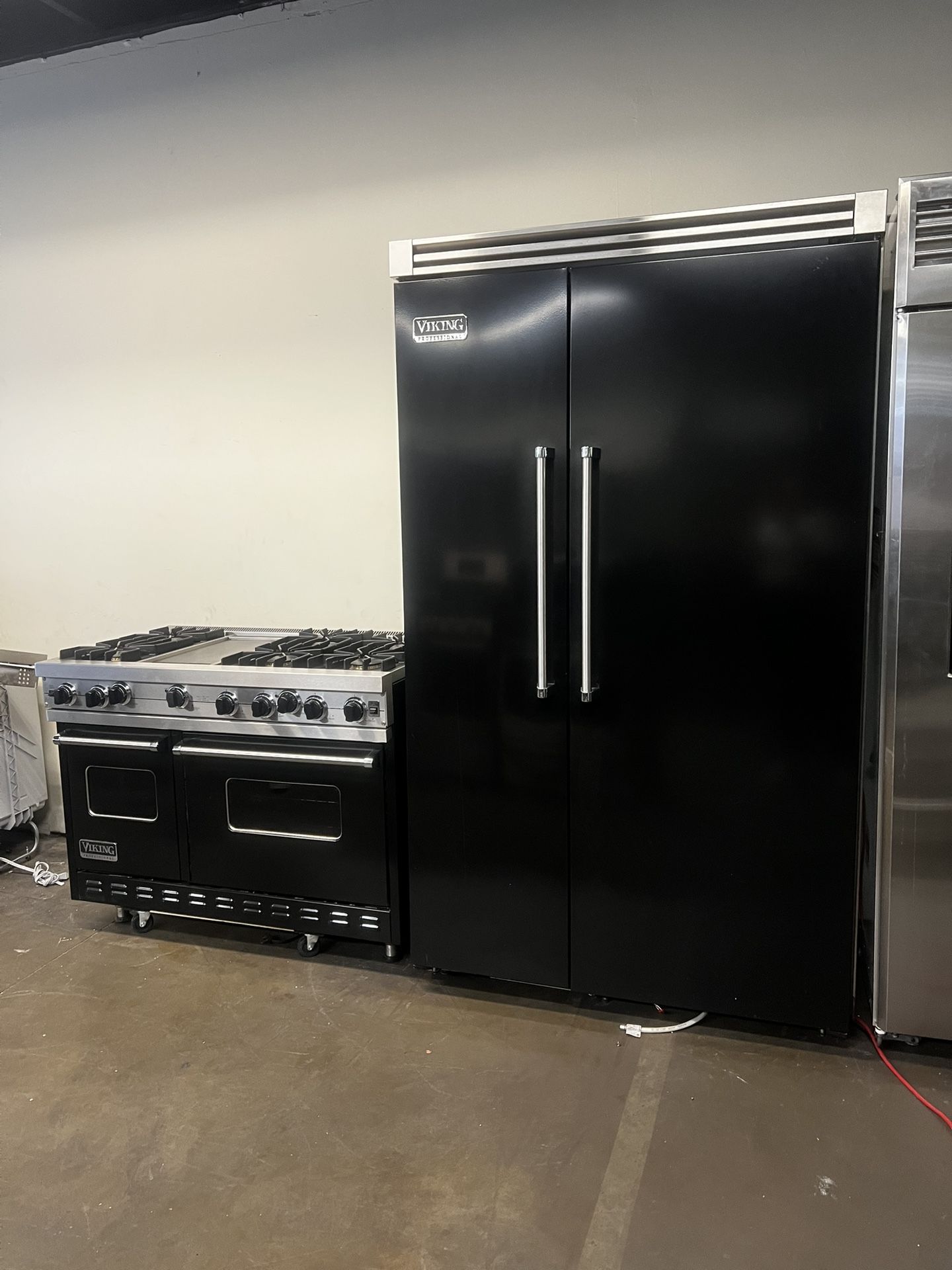 Viking 48”Wide Built In Side By Side Refrigerator And Viking 48”Wide All Gas Range Stove
