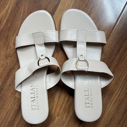 NEW! Italian Shoemakers Tenley Wedge Sandal - SIZE 8