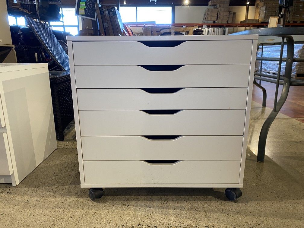 IKEA Alex White Craft Storage Rolling Drawers for Sale in Auburn, WA