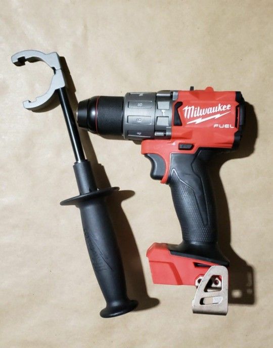 Milwaukee M18 FUEL 18V Lithium-Ion Brushless Cordless 1/2 in. Hammer Drill/Driver