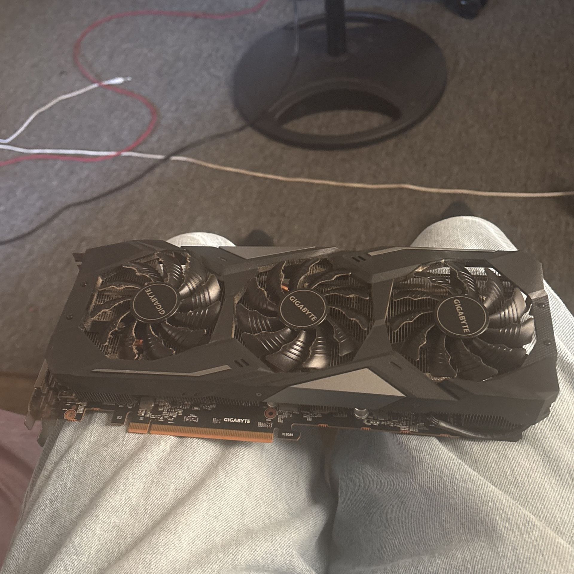 Gigabyte Windforce 5700XT GPU