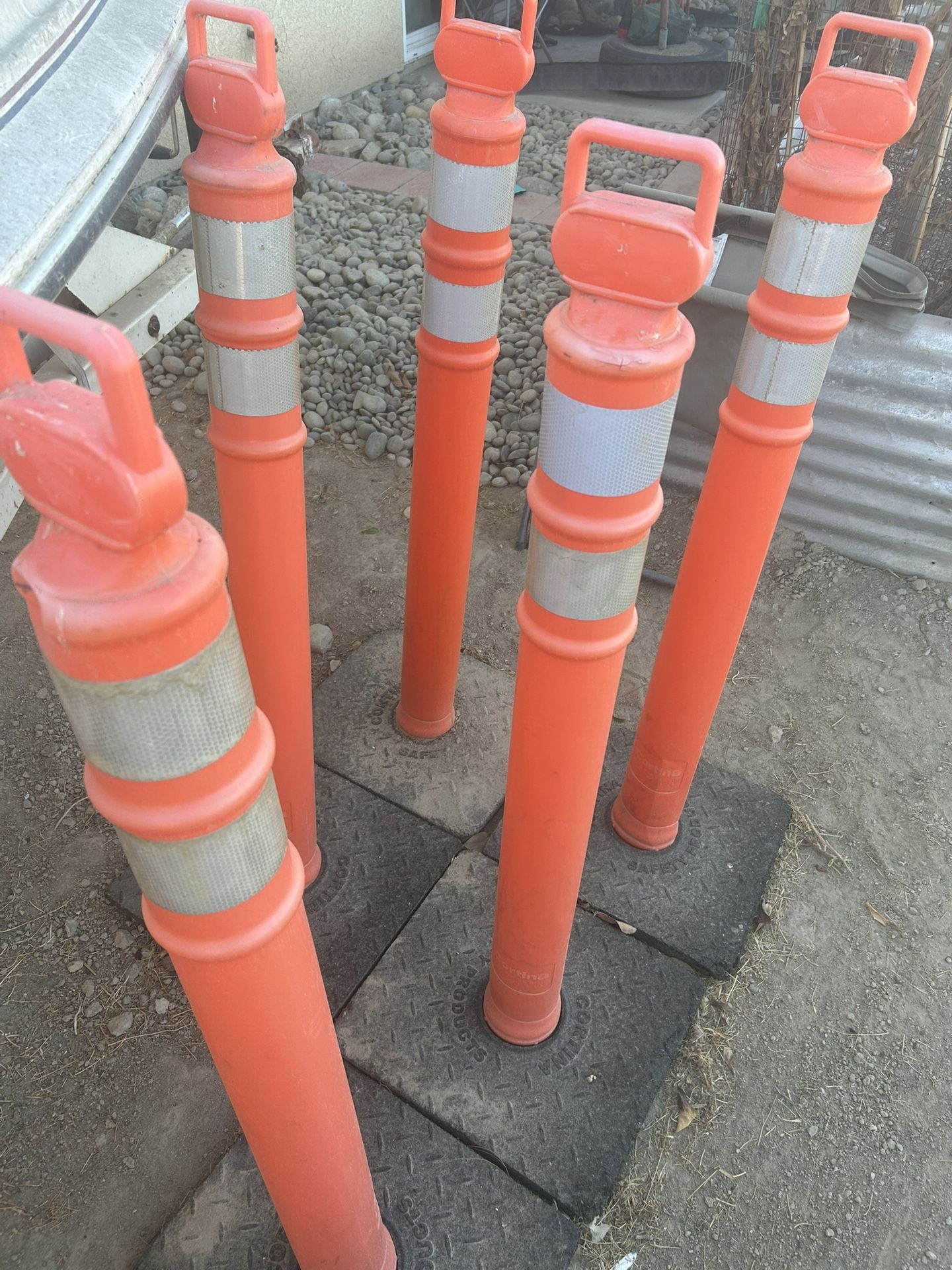 Channelized Cones