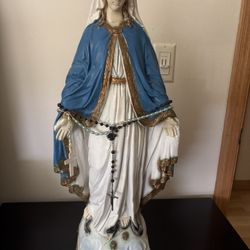 Virgin Merry Statue 