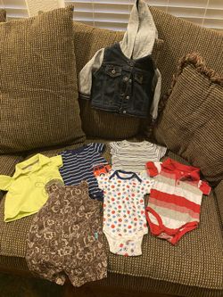 Baby boy 0-3 month clothing. $10 for all