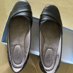 Life Stride Shoes ( YES AVAILABLE )
