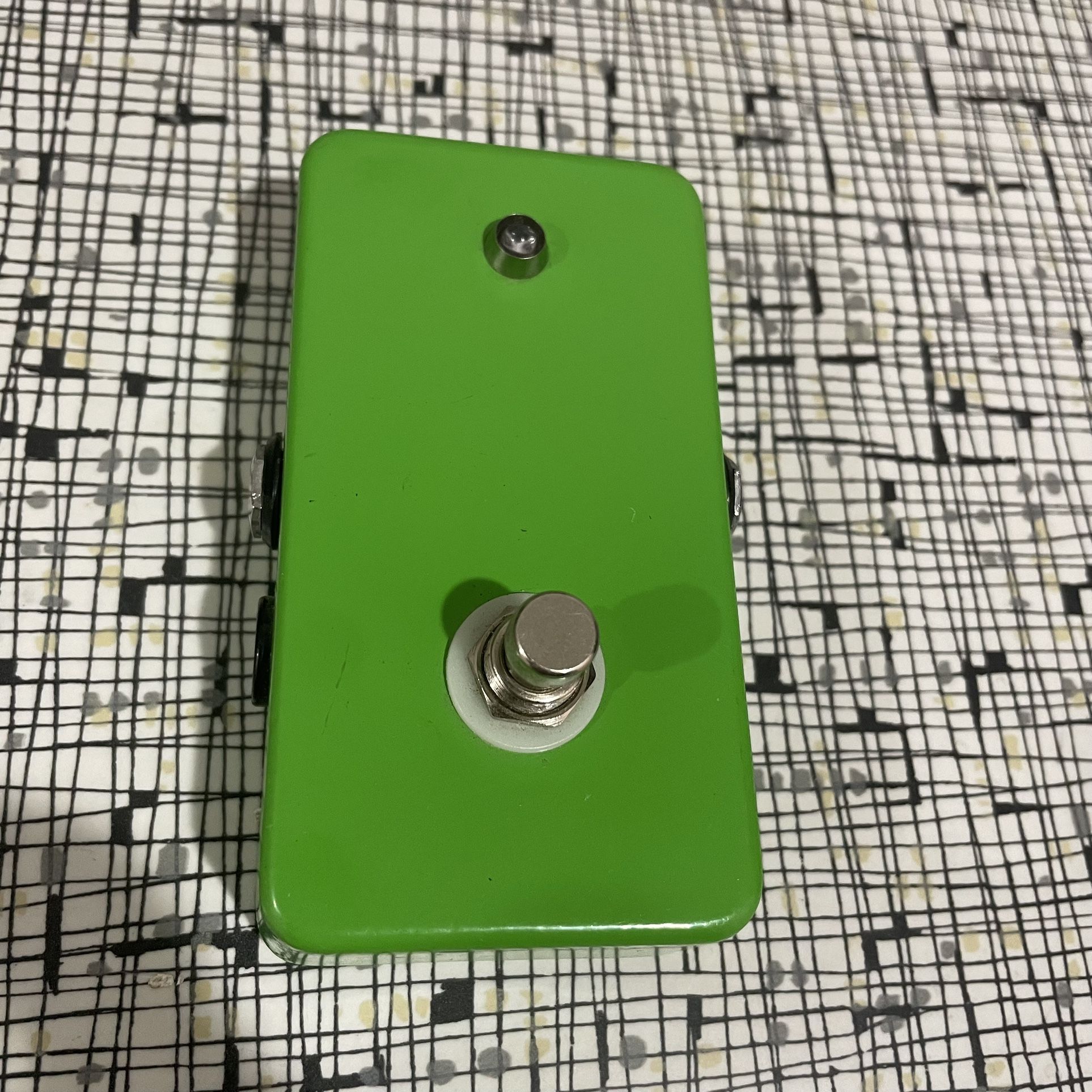Green Ringer Octave Up Ring Modulator Guitar Pedal