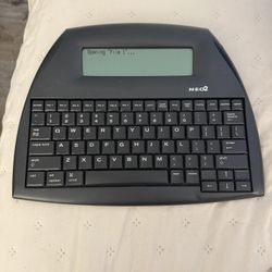 Alphasmart Neo 2 Typewriter/word Processor