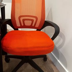 Swivel Office Chair