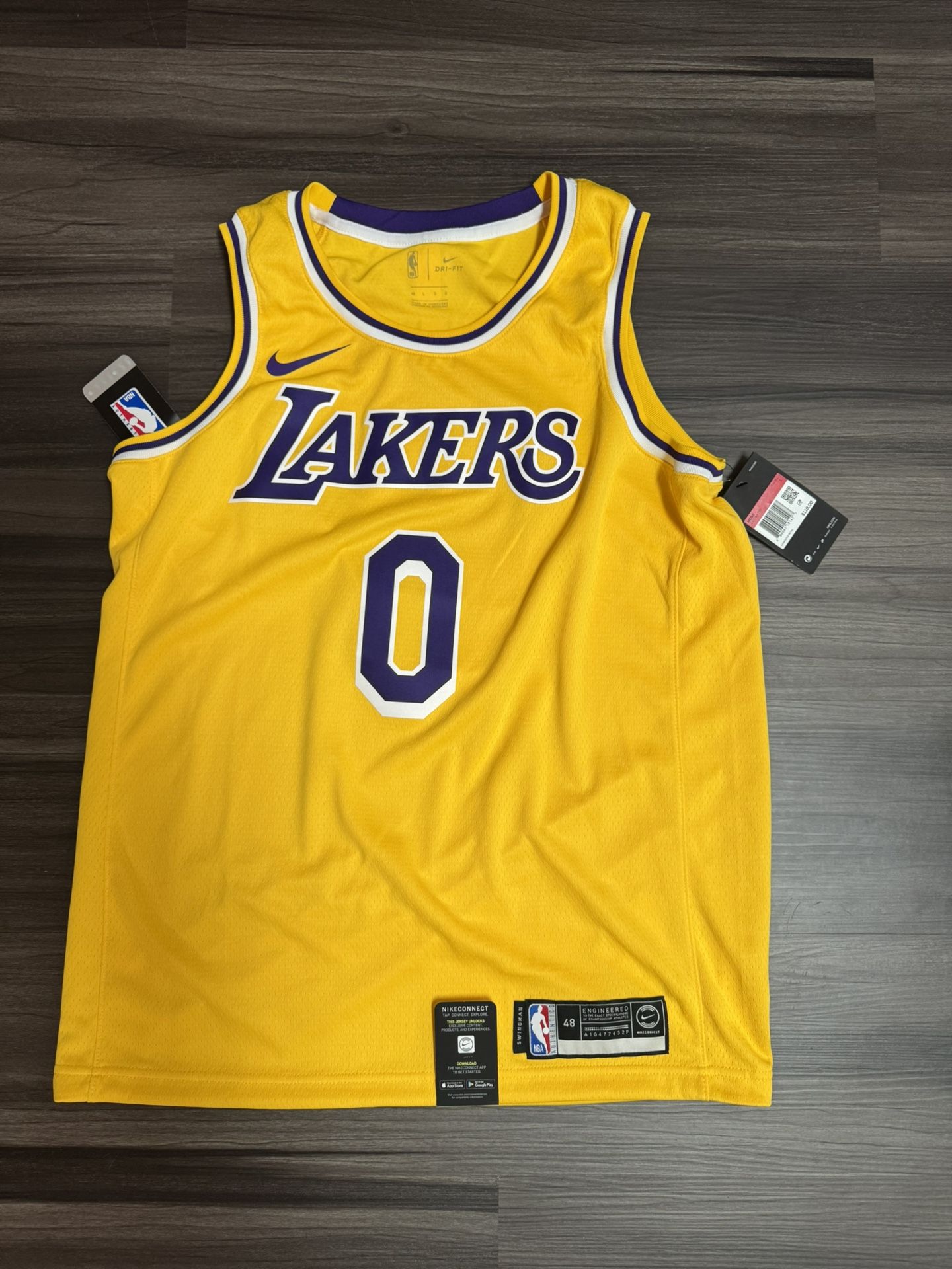 Nike Los Angeles LA Lakers Kyle Kuzma 0 NBA Swingman Jersey Men’s 48 Large NWT 100% authentic. Brand new with tags. MSRP $110 The product is a Nike