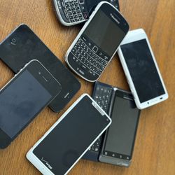 Collected Phones For Sale (bundle) 