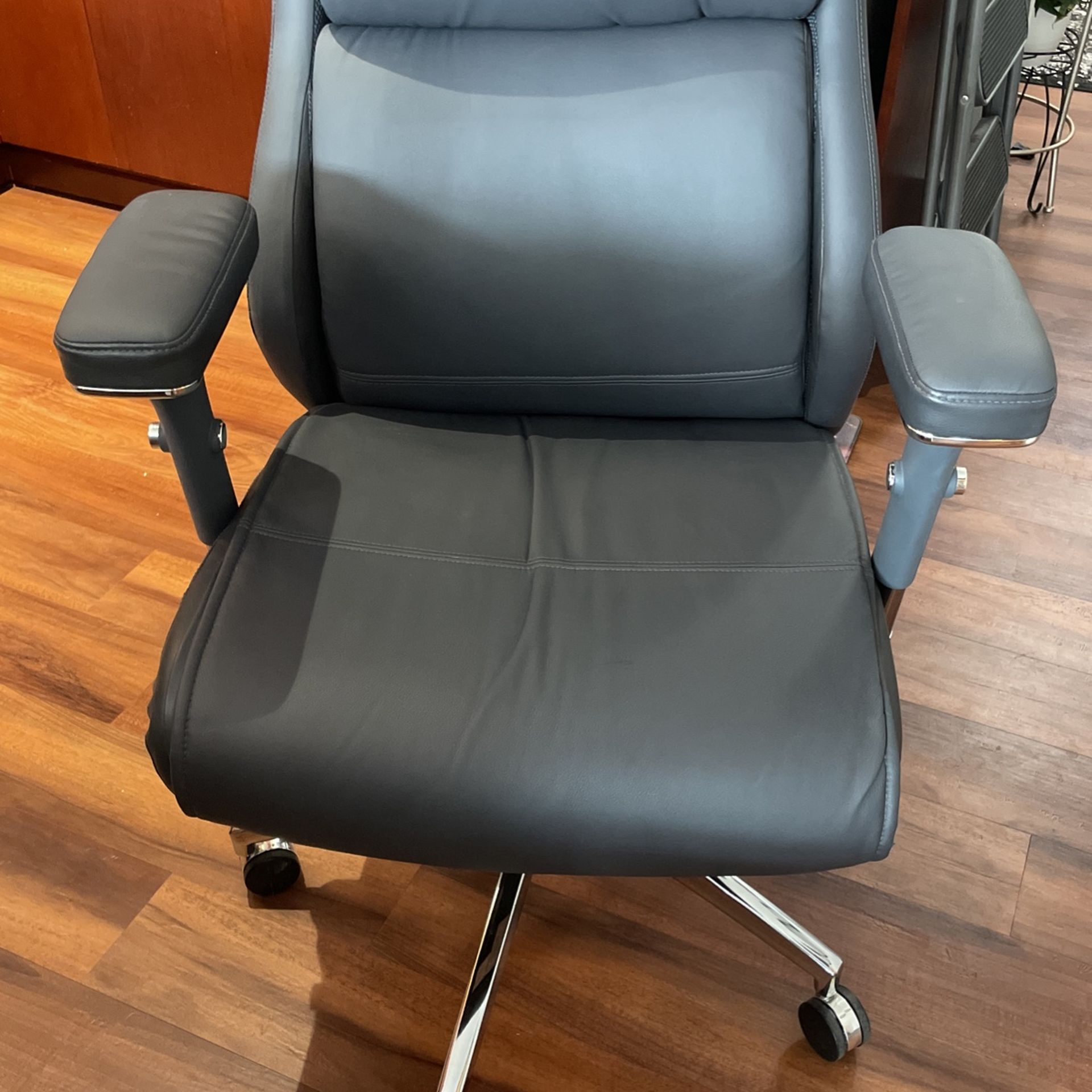 Keera mid back chair sale