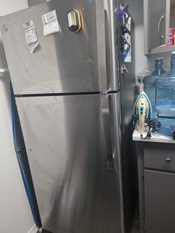 Stainless steel Refrigerator and 2 mirrors must go by 26th /27th of September
