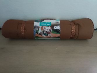 Roll - up pet travel mat