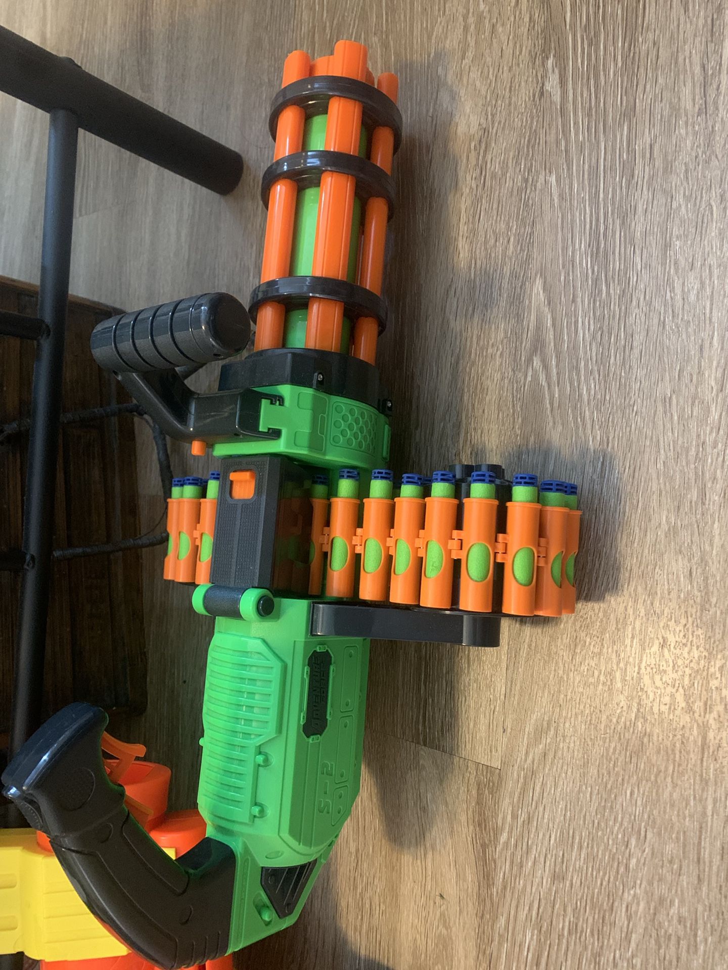 Automatic Battery Operated Nerf Mini Gun
