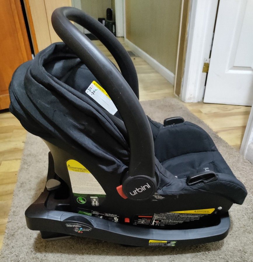 Baby car seat and more baby' stuff