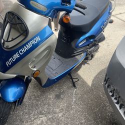 Scooter (gas)